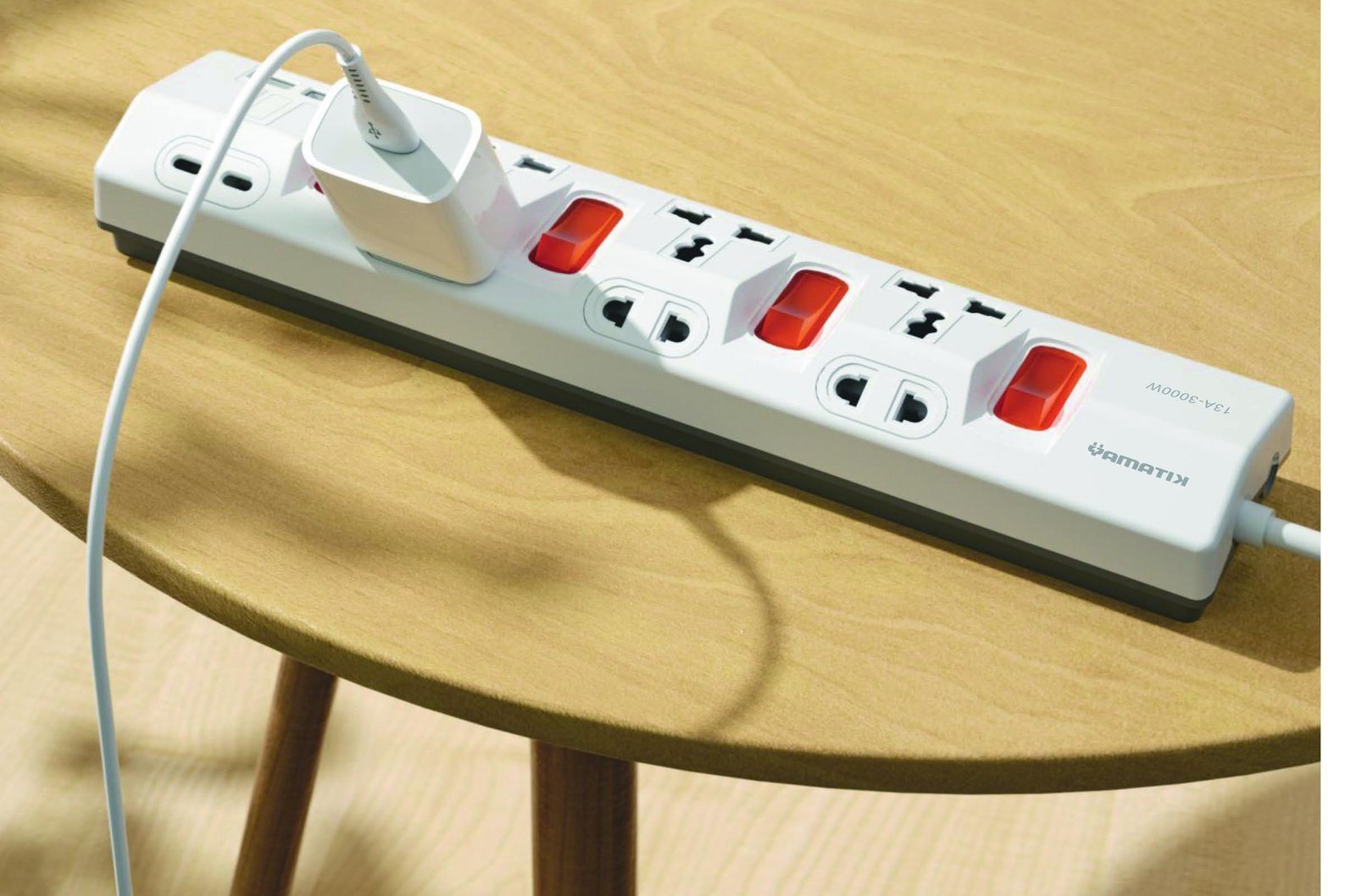 YAMATIK PRIMA universal power strip in a real catalogue scene
